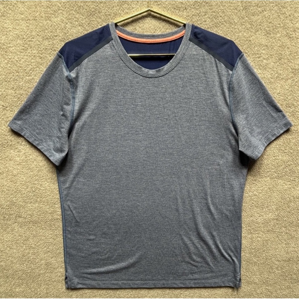 Lululemon Shirt Men XL Blue Short Sleeve Daily Performance City Athleisure